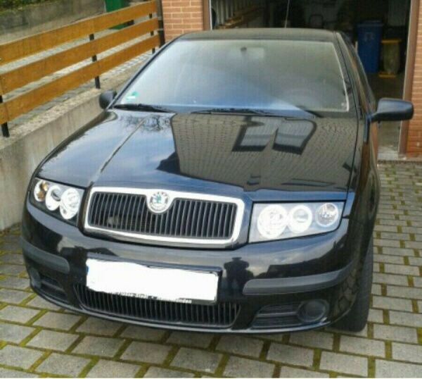 CCFL Angel Eyes Scheinwerfer für Skoda Fabia 1 99-08 schwarz